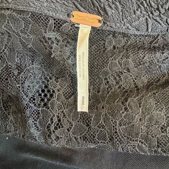 Free People Brooklyn Mini in black Sz : S - Picture 10 of 10